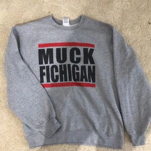 Ohio state sweatshirt 👍🏻